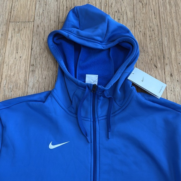 Nike Women's Therma Full-Zip Training Hoodie - Picture 4 of 12